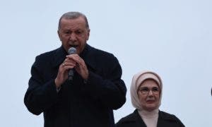 Erdogan gana las presidenciales en Turquía, según fuentes oficiales