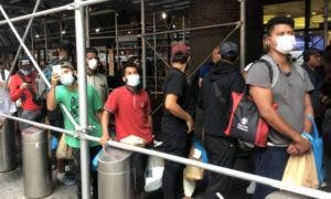 Nueva York registra 2,200 inmigrantes en su sistema de albergues en una semana