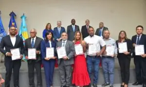 Certifican 65 personas en Gestión Municipal