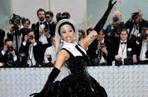Famosos recuerdan a Karl Lagerfeld en una elegante Met Gala