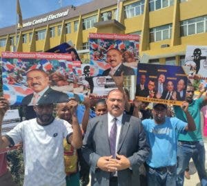 Piden destitución del presidente de la JCE y 2 miembros