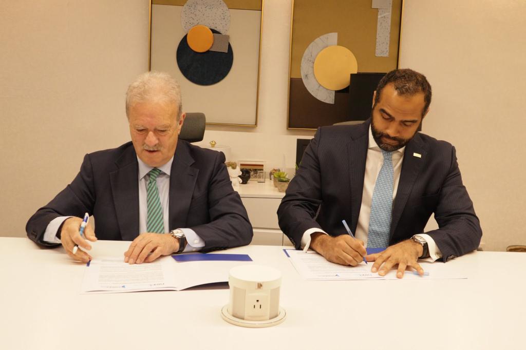 Firman acuerdo para capacitar y realizar debates electorales en RD