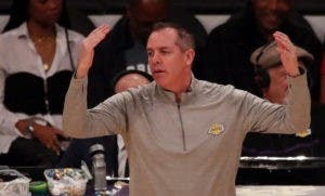 Los Phoenix Suns quieren a Frank Vogel como su próximo entrenador