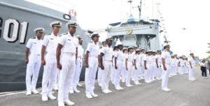 Cadetes Armada llegan puerto tras pruebas