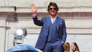 Tom Cruise llega a Abu Dabi para premier de «Misión Impossible – Dead Reckoning»