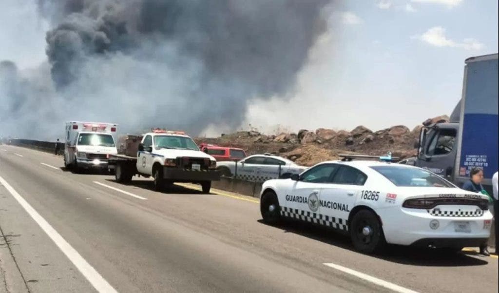Cinco fallecidos, 14 lesionados y 16 autos colisionados deja choque múltiple