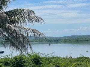 Rescatan cadáver pescador se ahogó en presa Maguaca