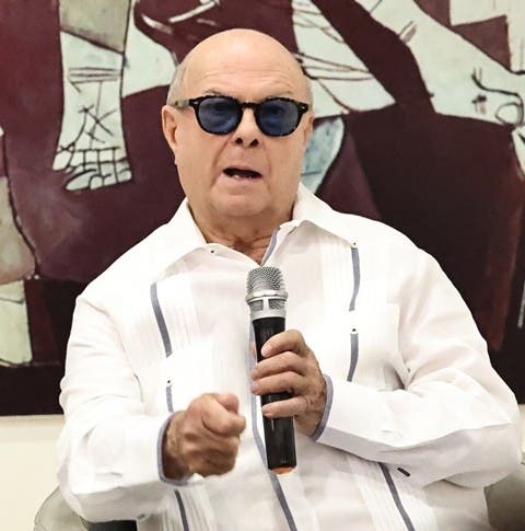 Hipólito califica a Leonel como "el mago de la simulación"