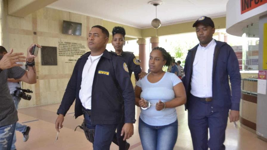 Dictan tres meses de coerción contra mujer golpeaba hijastro