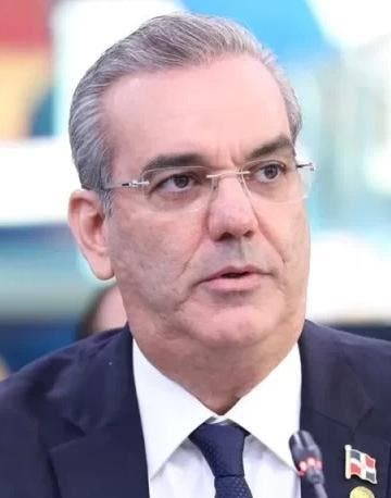 Los demiurgos de Luis Abinader