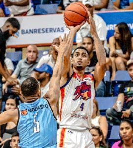 Reales aplacan ofensiva de Titanes en inicio de final LNB