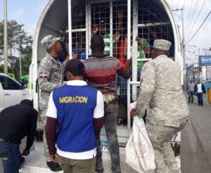 Marcha haitianos: Mejor evitar