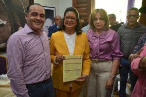Candidatos PLD inscriben precandidaturas a puestos legislativos y municipales