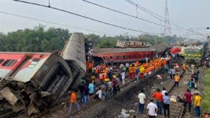 Un error humano causó el accidente de tren con 288 muertos en la India, según informe