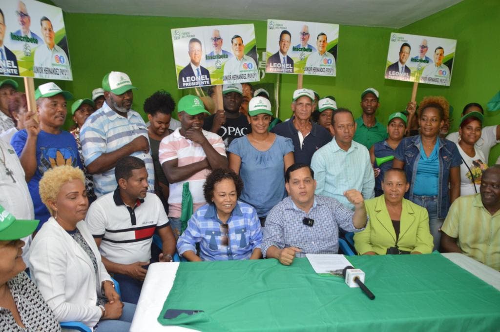 Opta por candidatura a director en Distrito Municipal La victoria