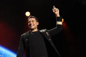 Carlos Rivera aterriza las Noches del Botánico de Madrid con «Un tour a todas partes»