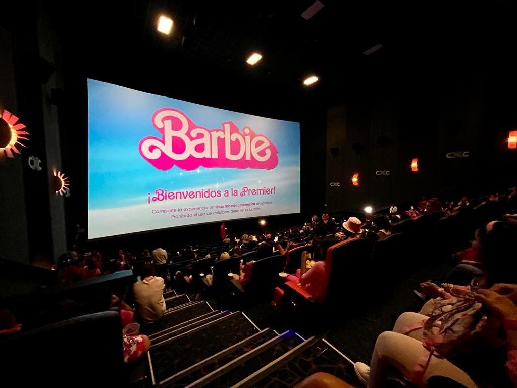 El cine se viste de rosa por el estreno de Barbie
