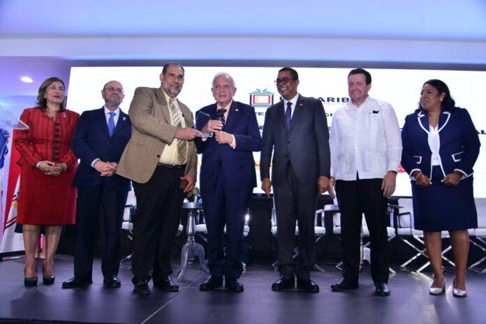 Exalcalde Tomás Regalado resalta rol de la política en gobiernos municipales AL