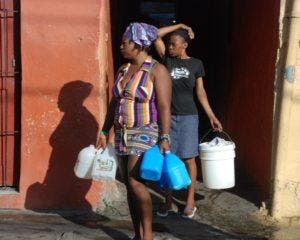 Sin agua unos 30 barrios SDO