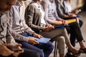 Un 40% de jóvenes ve educación y empleo como claves para su bienestar