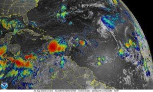 Tormenta Franklin se localiza a unos 400 kilómetros al sur de Santo Domingo