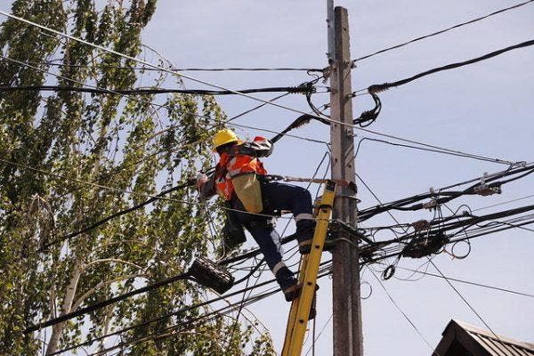Restablecen sistema eléctrico tras tormenta Franklin, dice Energía y Minas