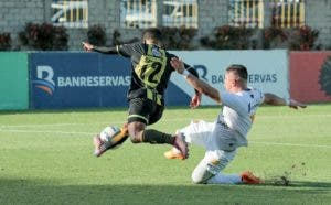 Moca asume liderato del fútbol dominicano tras empate con Pantoja