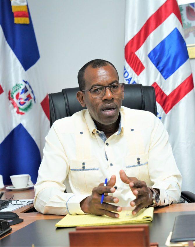 Titulación adopta medidas preventivas ante paso tormenta Franklin