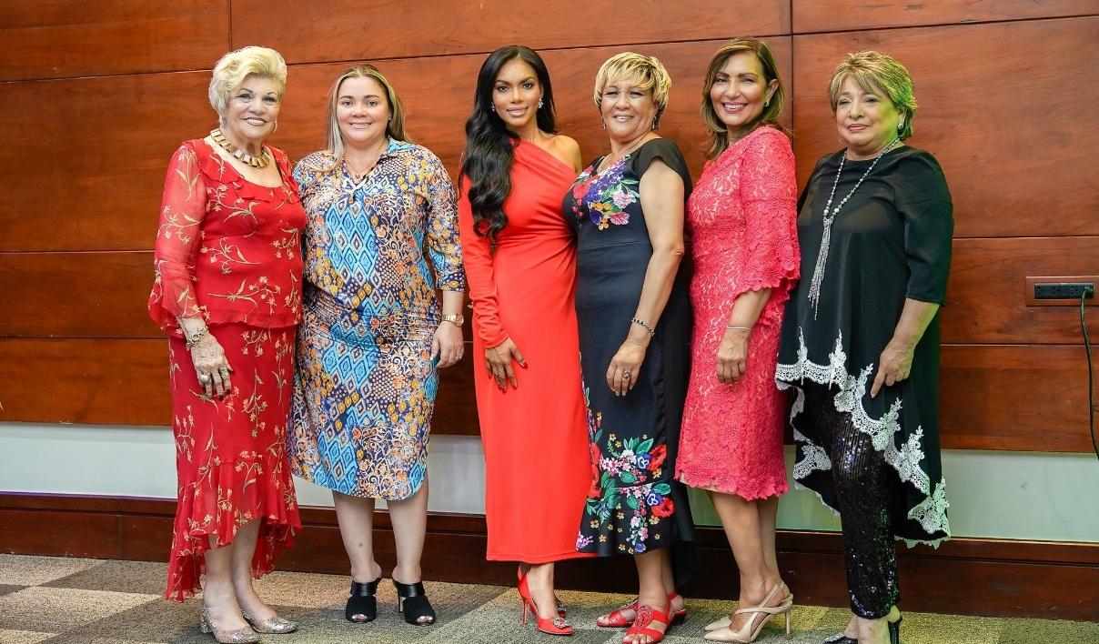 Cumbre internacional dedicada a la mujer concluye con éxito
