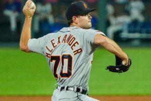 Tyler Alexander lanzará para los Leones del Escogido