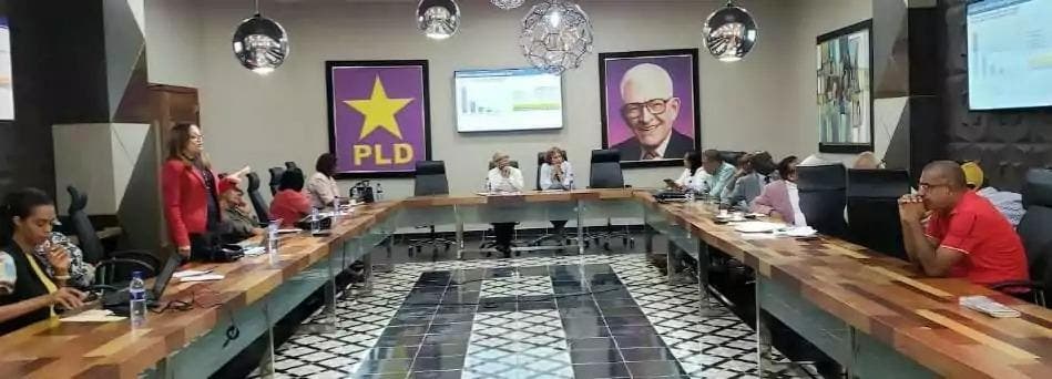 PLD selecciona candidatos alcaldes en varias localidades
