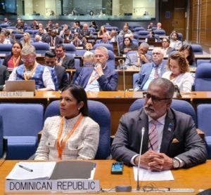 Intercambian experiencias para optimizar flujo pasajeros con uso tecnología