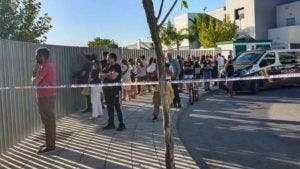 Estudiante de 14 años hiere con cuchillo a tres profesores y dos alumnos