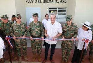Abinader inaugura Comando Sur y tres destacamentos navales en Barahona
