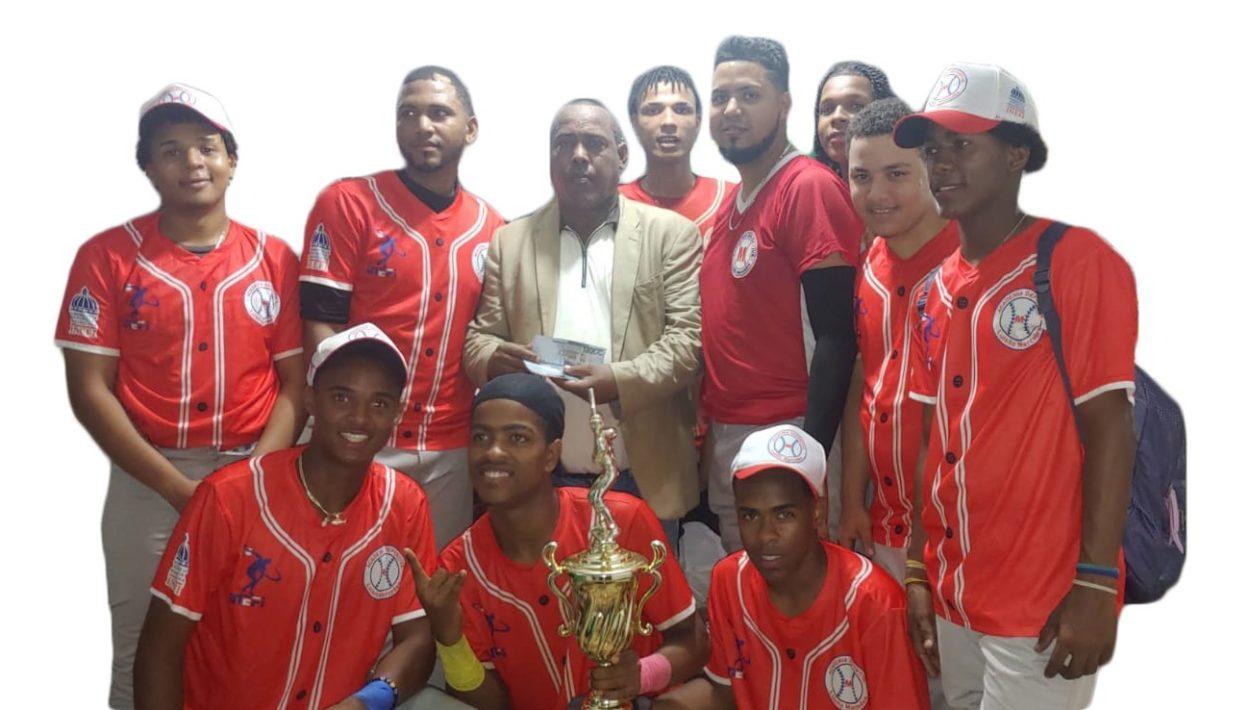 Estrellas de Héctor J. Cruz se corona campeón torneo interno