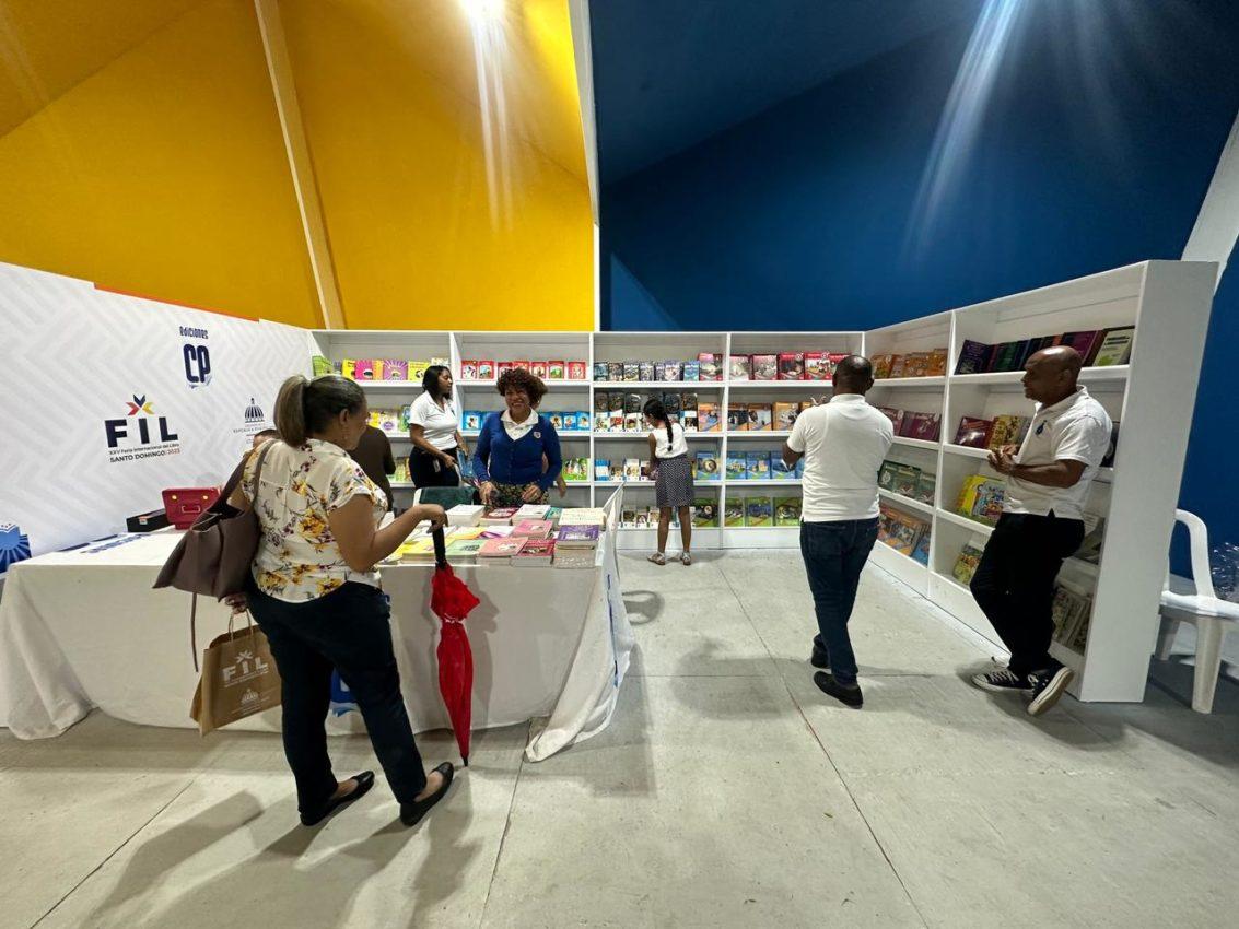 Ediciones CP tuvieron gran acogida en Feria del Libro