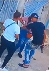 Policía captura hombre prófugo por homicidio y asaltar dos mujeres