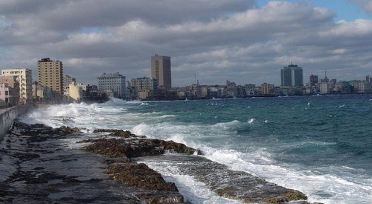Cuba podría perder parte de su territorio en 2050 y 2100, según estudios