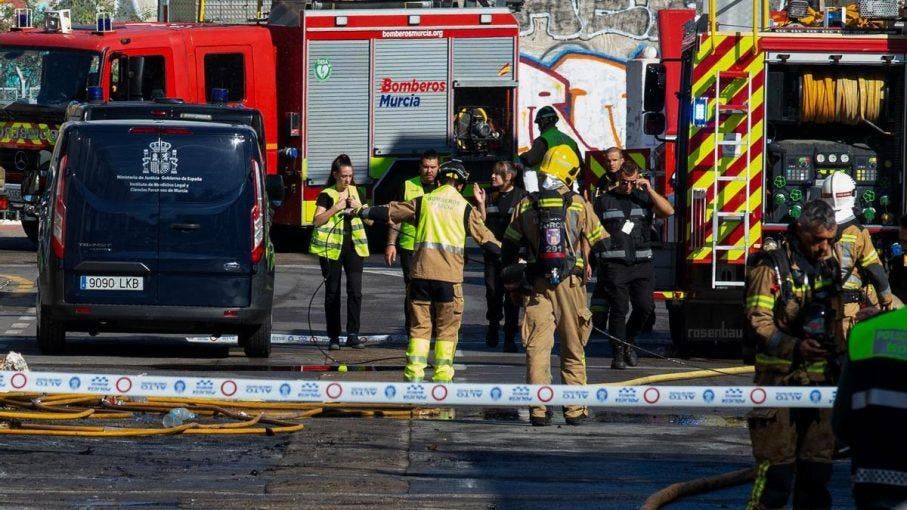 Encuentran con vida a un cuarto desaparecido en incendio en España