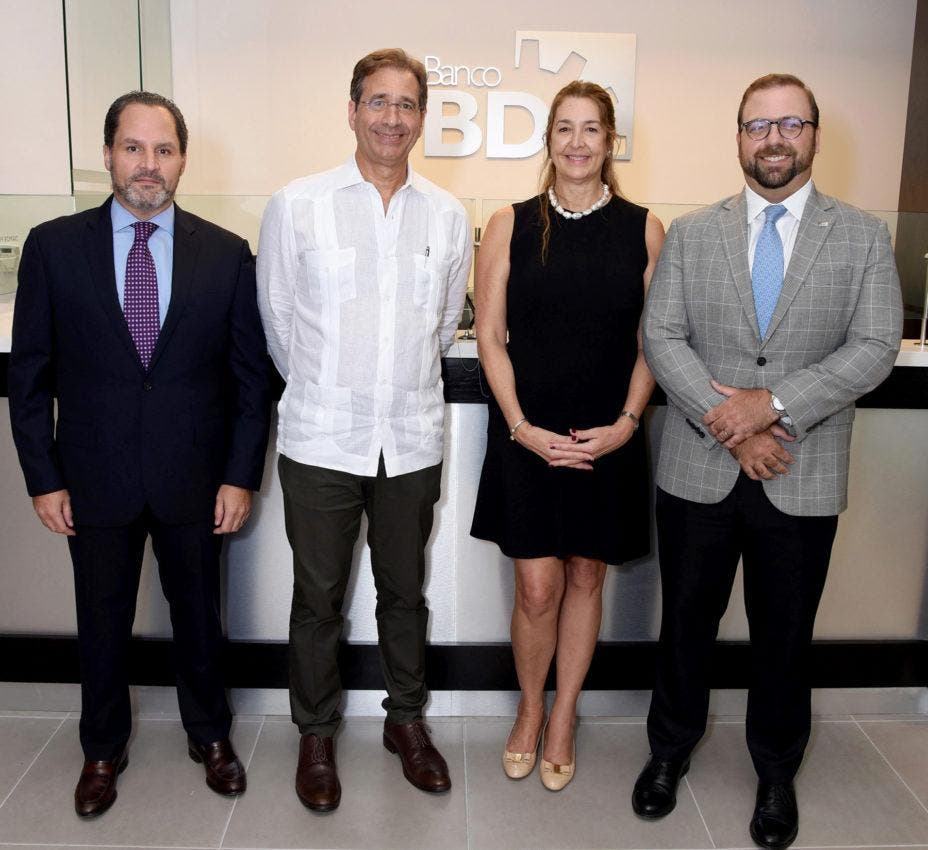 Banco BDI inauguró sucursal en Blue Mall Santo Domingo