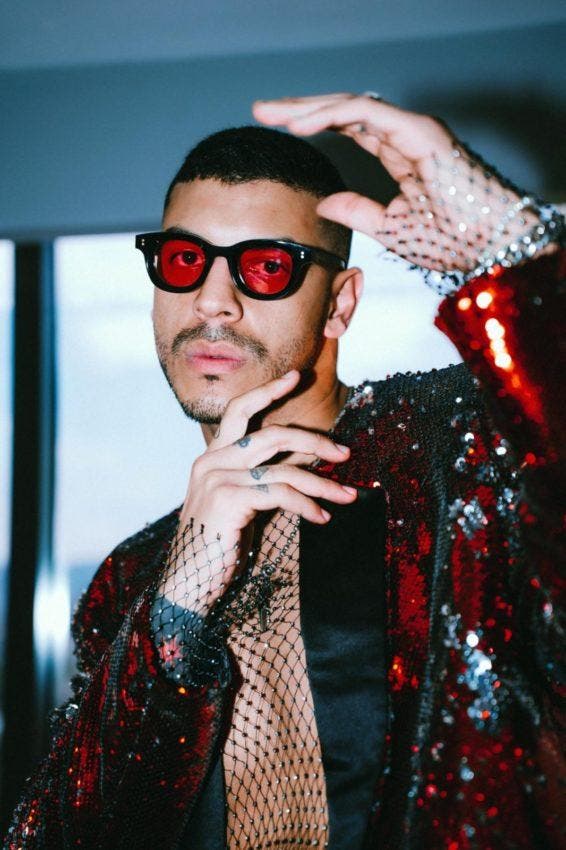 Manuel Medrano apuesta por la reconciliación en nueva canción