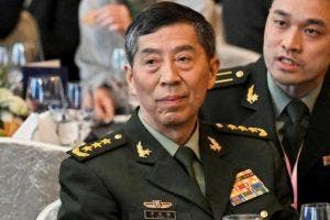 China destituye a su ministro de Defensa, ausente desde hace casi dos meses