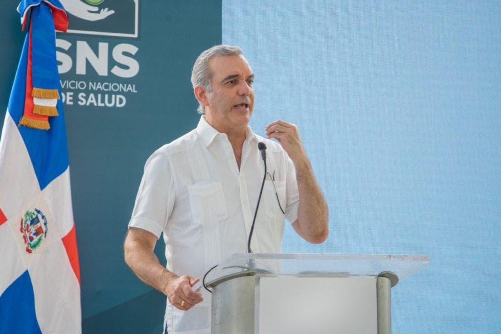 Abinader: se hace más con menos recursos
