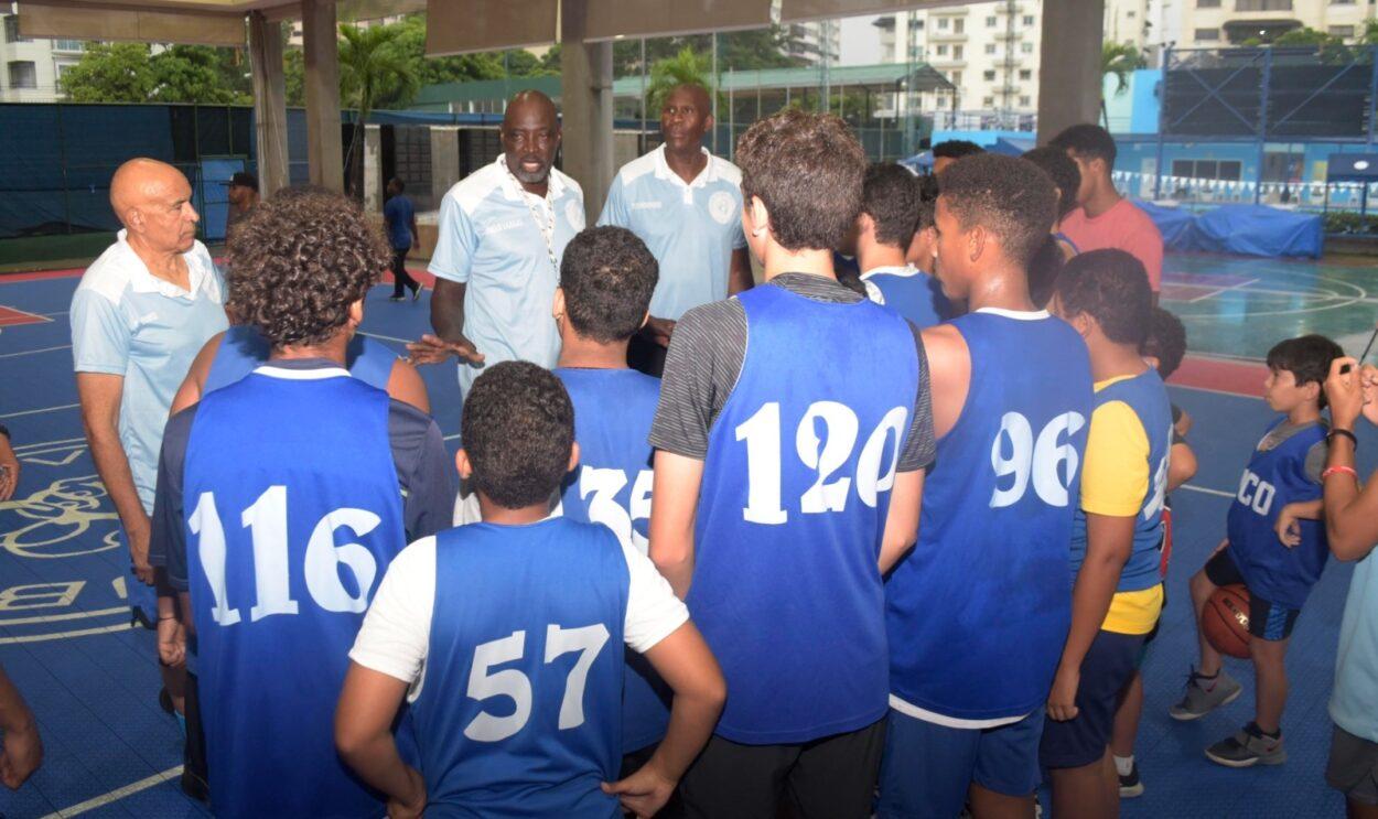 Vargas y Horford exhortan a jóvenes no abandonar estudios