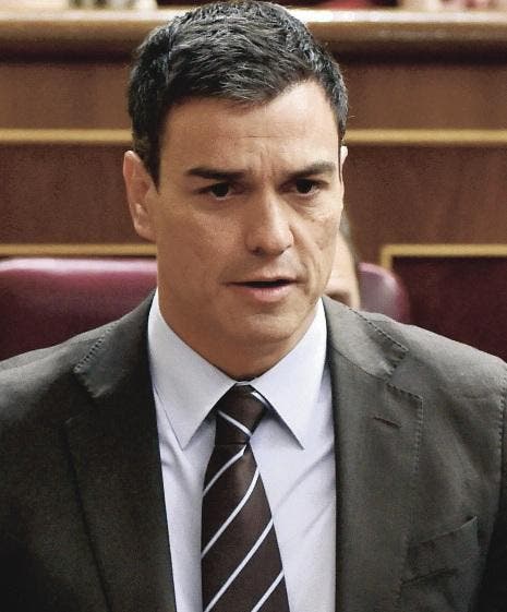Debería poner un alto