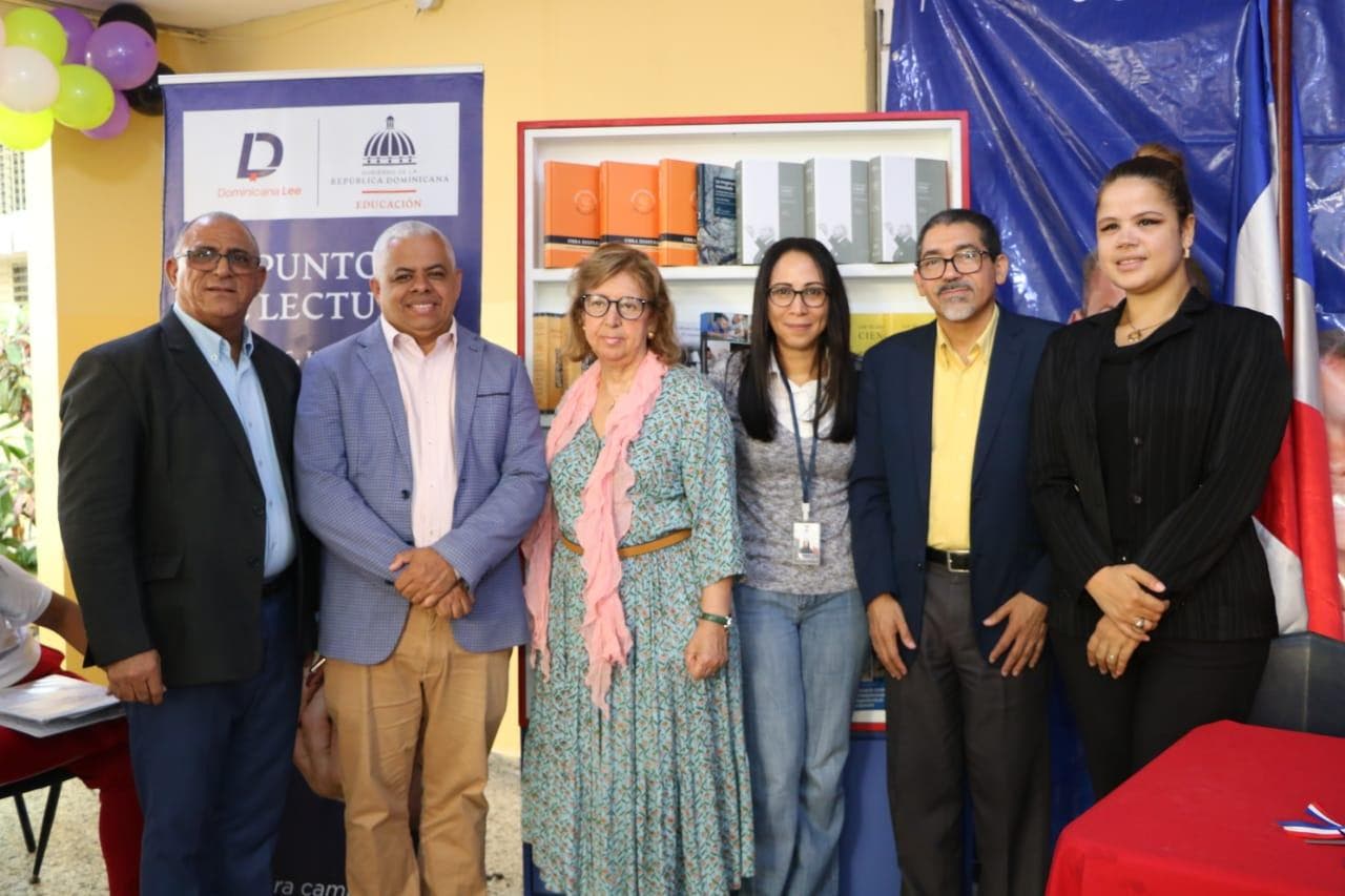 Minerd inaugura 2 puntos de lectura” para fomentar compresión lectora