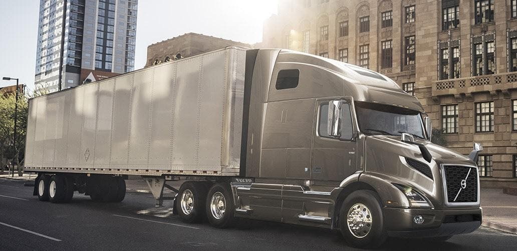 NYC primera ciudad USA hace cumplir peso de carga en camiones BQE