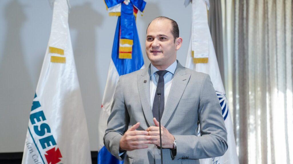 Gobierno destina más de 2 mil millones para compra de medicamentos