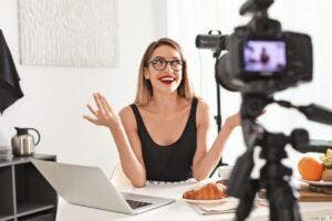 Día del influencer: Los nuevos embajadores que revolucionan el marketing digital