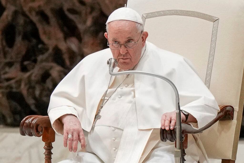 El papa lamenta que quedan muchos pasos aún para garantizar los Derechos Humanos